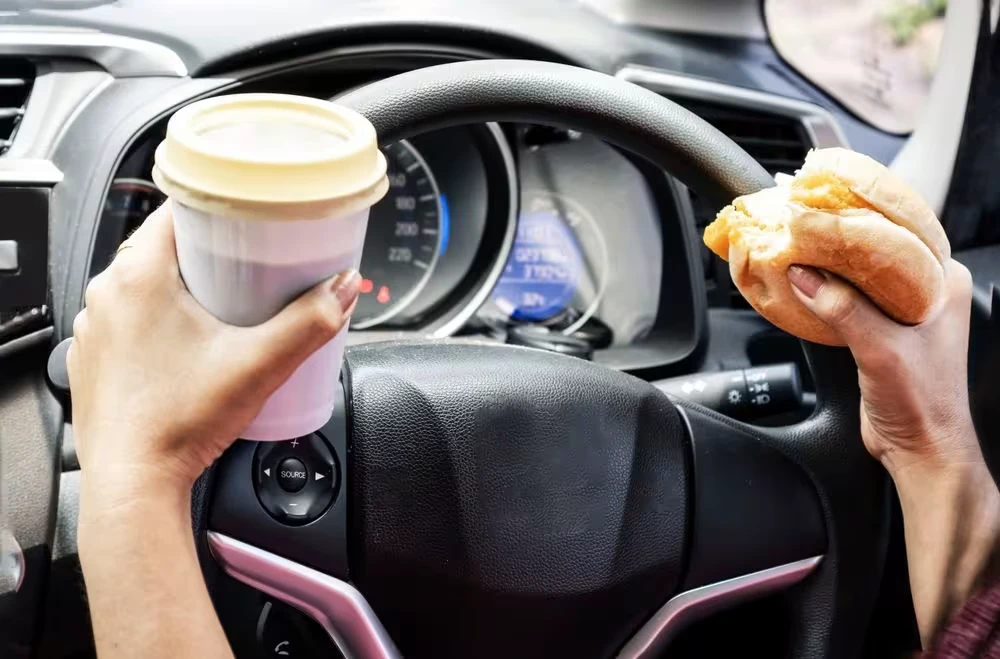 Is It Illegal to Eat and Drive in Texas? What You Need to Know